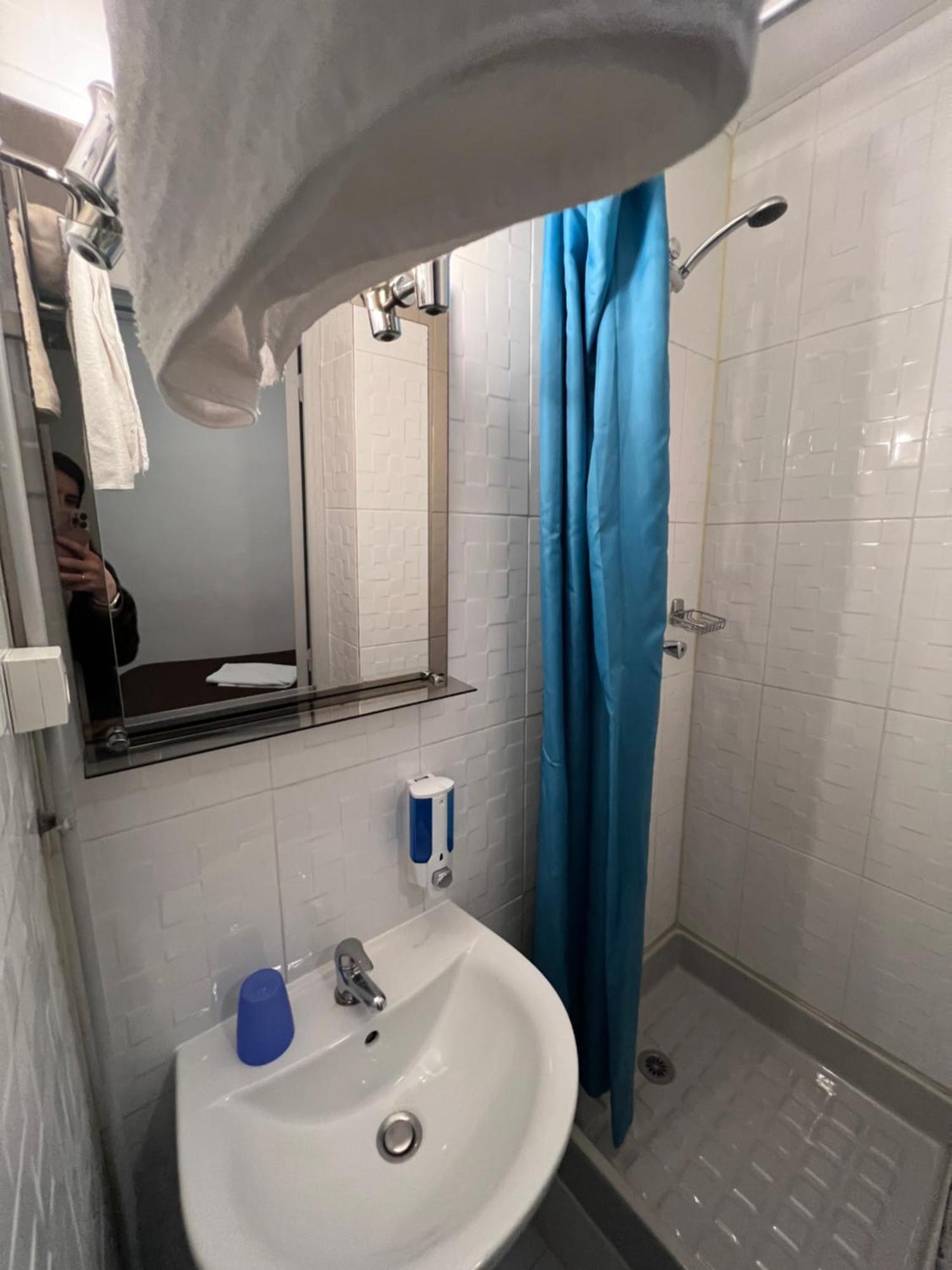 Economy Single Room